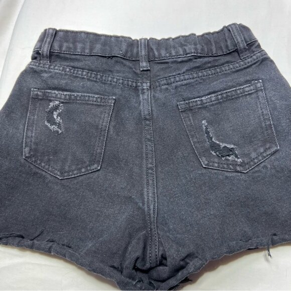 Urban Outfitters Black High-Waisted Distressed Denim Shorts - Picture 3 of 3